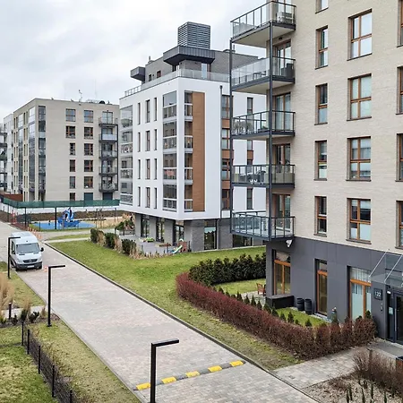 Zajezdnia Wrzeszcz Modern With Balcony & Parking By Renters Apartman *