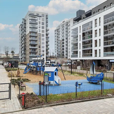 Zajezdnia Wrzeszcz Modern With Balcony & Parking By Renters Apartmán Gdaňsk