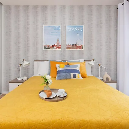 Zajezdnia Wrzeszcz Modern With Balcony & Parking By Renters Apartmán