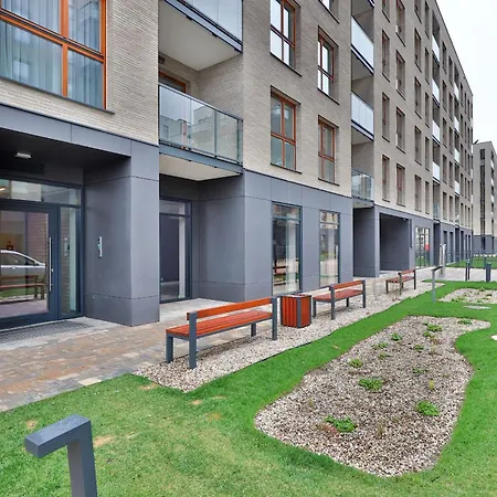 Zajezdnia Wrzeszcz Modern With Balcony & Parking By Renters Apartmán